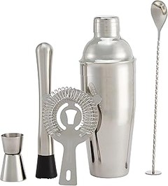 Mejora tu experiencia con cocteleras compactas: accesorios recomendados