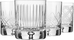 Ideas para integrar vasos tallados en tu set de bar en casa