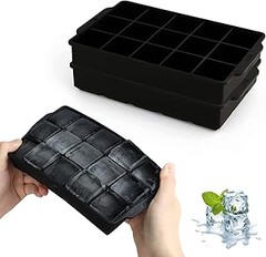 Moldes de Hielo para Cócteles: Plástico o Silicona, ¿Cuál Elegir?
