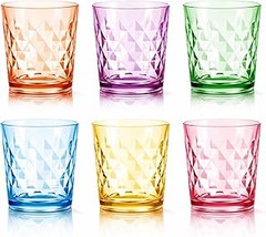 Vidrio o Plástico: ¿Cuál es la mejor opción para vasos apilables?