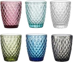 Las Últimas Tendencias en Vasos para Combinados de Colores